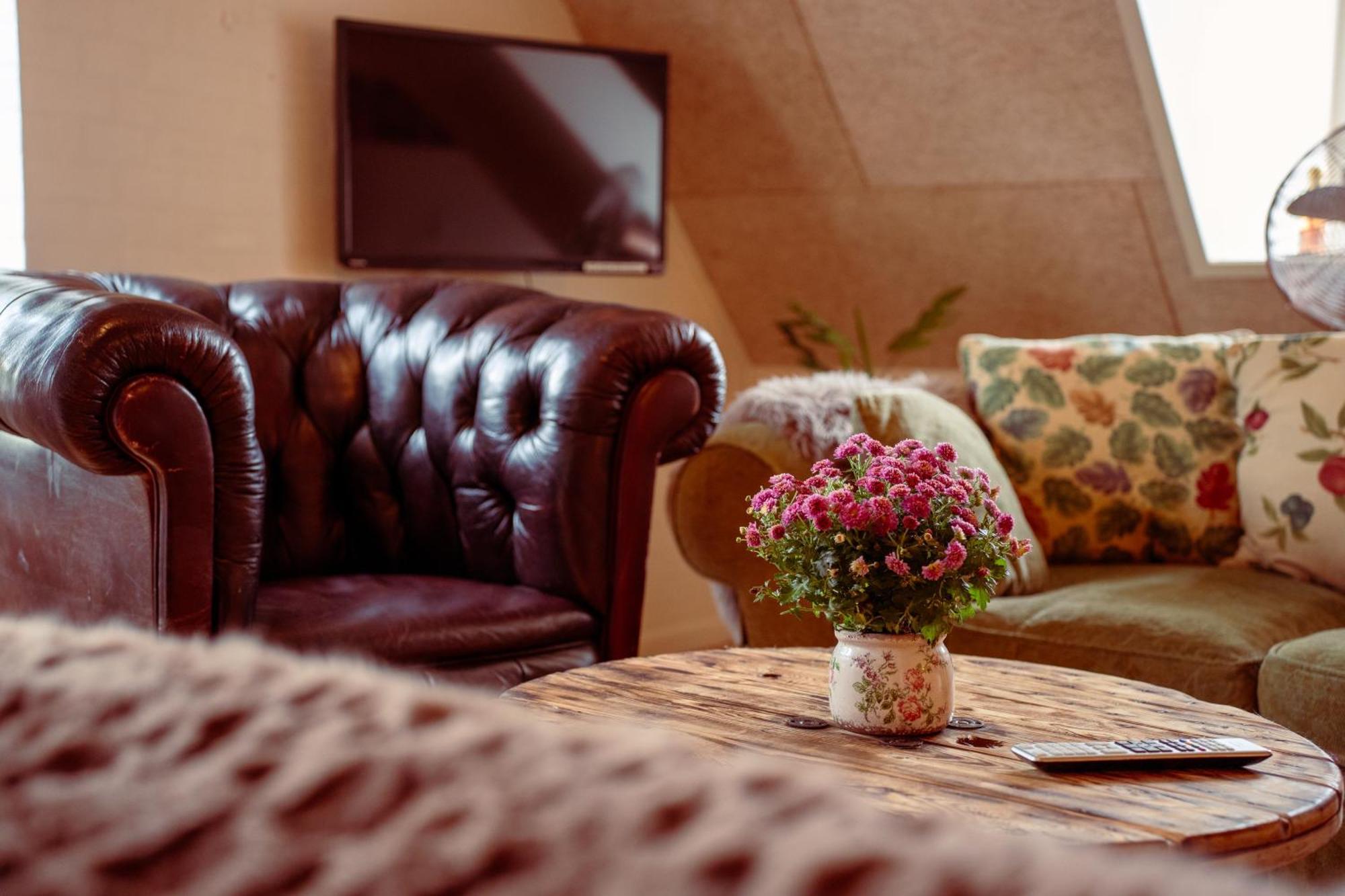 Boutique Hotel Postgarden Holsted Экстерьер фото